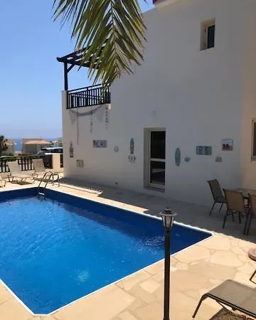 Denis, Marine Drive, Coral Bay