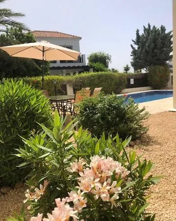 Denis, Marine Drive, Coral Bay Вилла Пейя