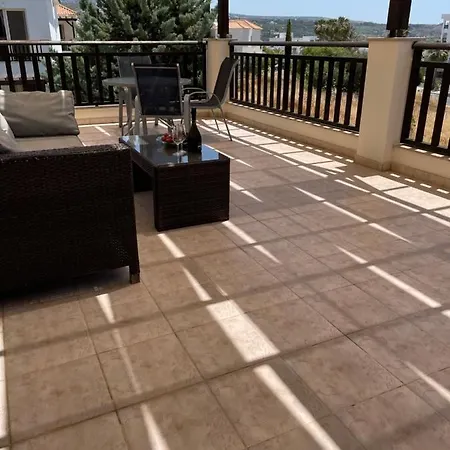 Denis, Marine Drive, Coral Bay Вилла Пейя