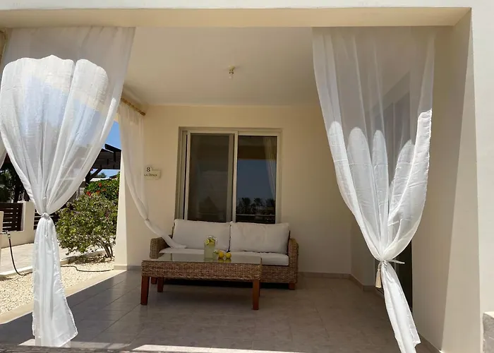 Villa Denis, Marine Drive, Coral Bay Peyia