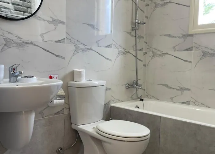 Denis, Marine Drive, Coral Bay Peyia