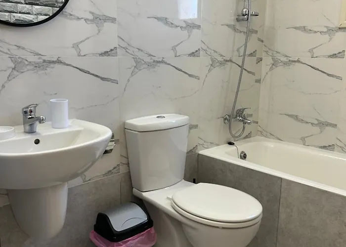 Denis, Marine Drive, Coral Bay *