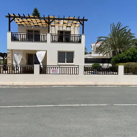 Villa Denis, Marine Drive, Coral Bay Peyia