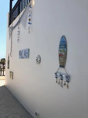 Denis, Marine Drive, Coral Bay