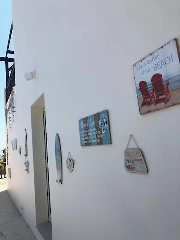 Denis, Marine Drive, Coral Bay *