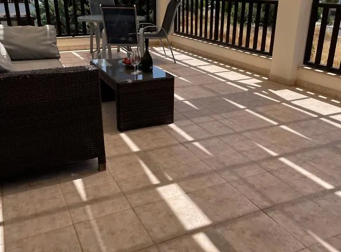 Denis, Marine Drive, Coral Bay فيلة بييا