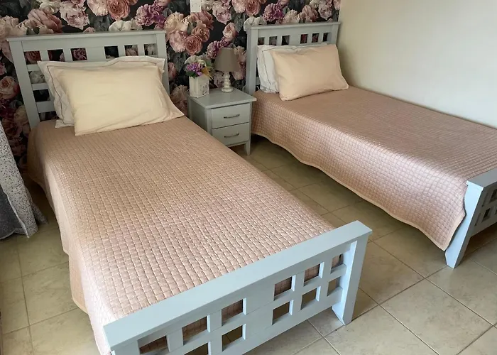 فيلة Denis, Marine Drive, Coral Bay بييا